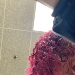 Meet your Posher, Sidney